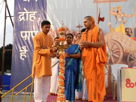 From left Mr. Mohan Gowda, Mrs. Suma and Swamiji